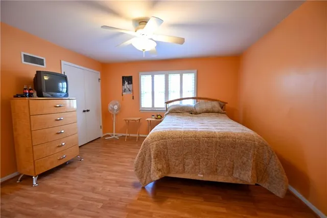 $430,000 | 909 Tam-O-Shanter Drive, Kansas City, MO 64145