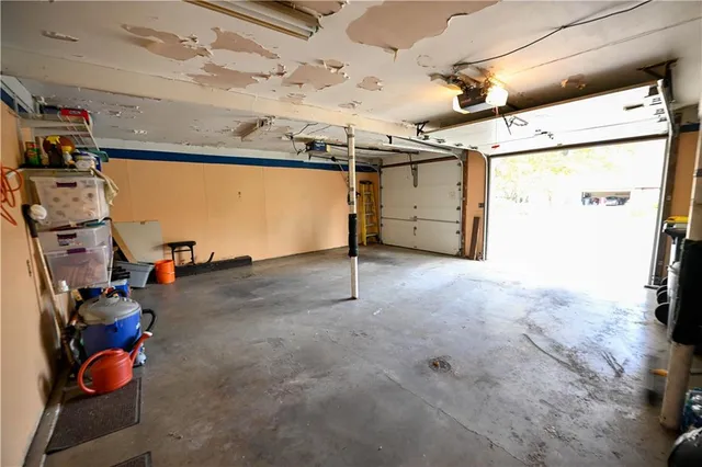 $430,000 | 909 Tam-O-Shanter Drive, Kansas City, MO 64145