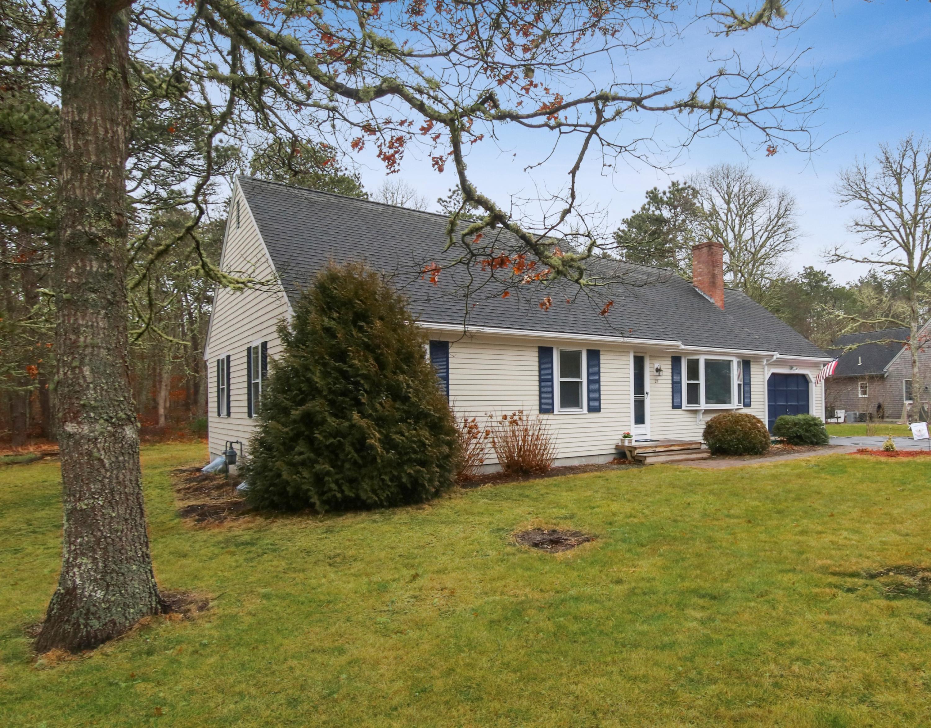 21 Spruce Grove Road Harwich, MA 02645 - Photo 2 of 20 000-photo--80733321
