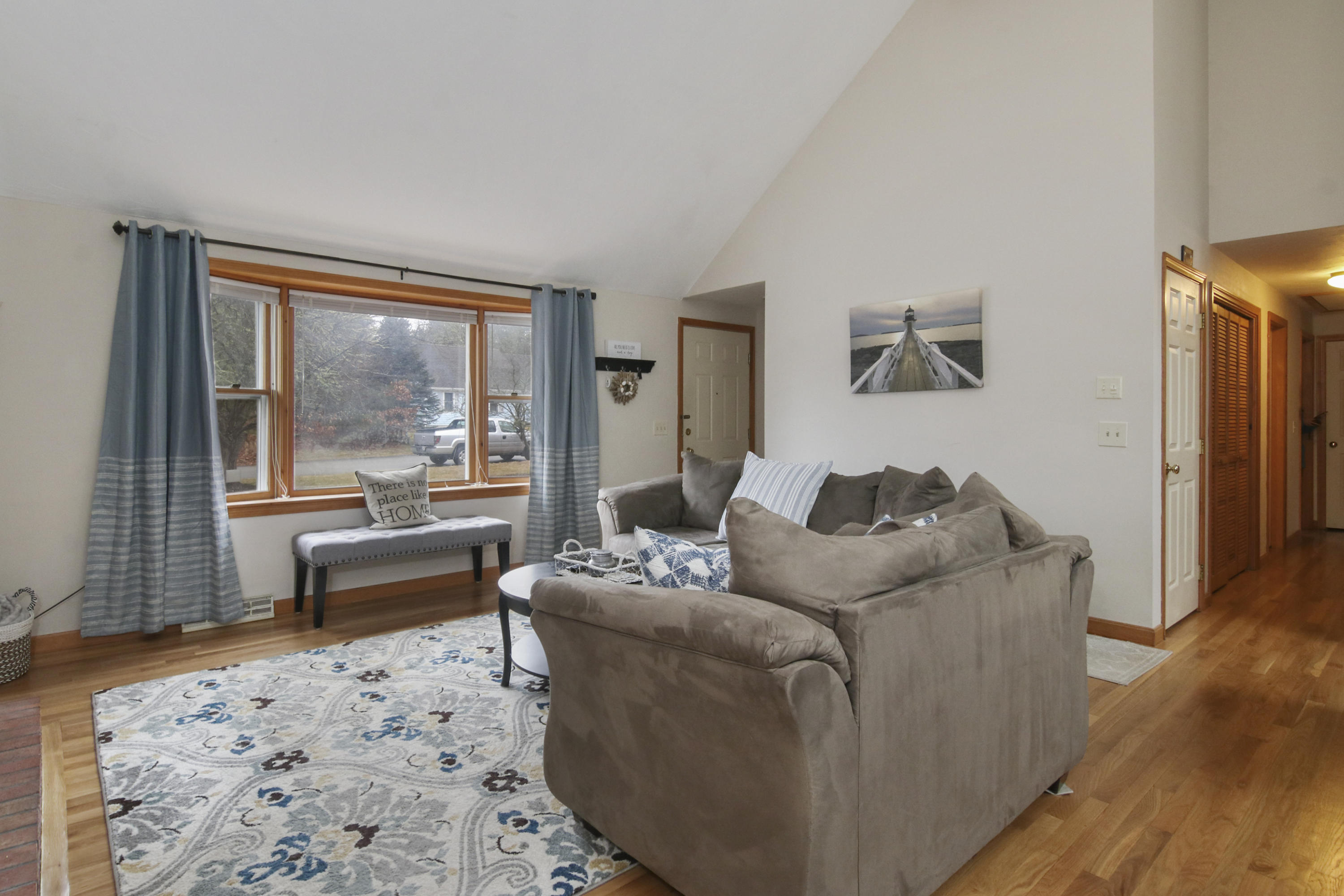 21 Spruce Grove Road Harwich, MA 02645 - Photo 9 of 20 004-photo--8073325