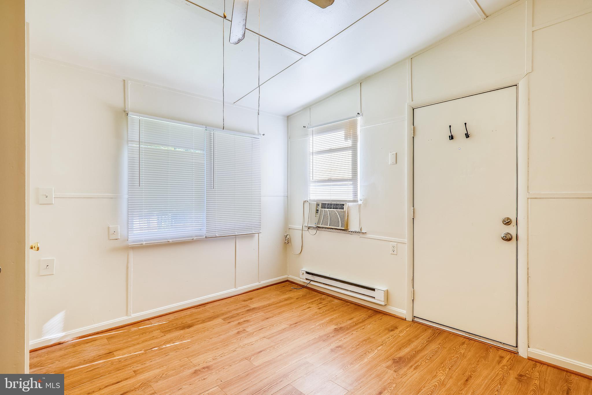5010 Edgewood Road College Park, MD 20740 - Photo 12 of 20 Bonus Room