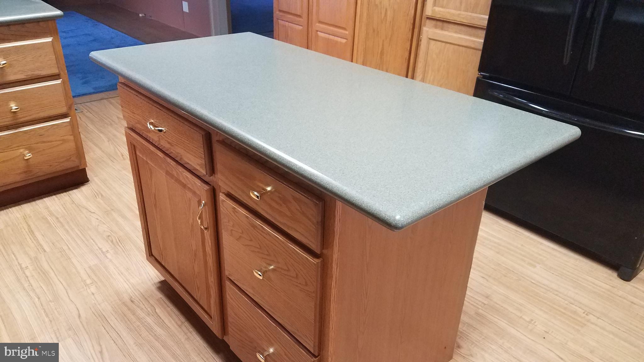 142 Lassiter Circle Finksburg, MD 21048 - Photo 11 of 49 Island