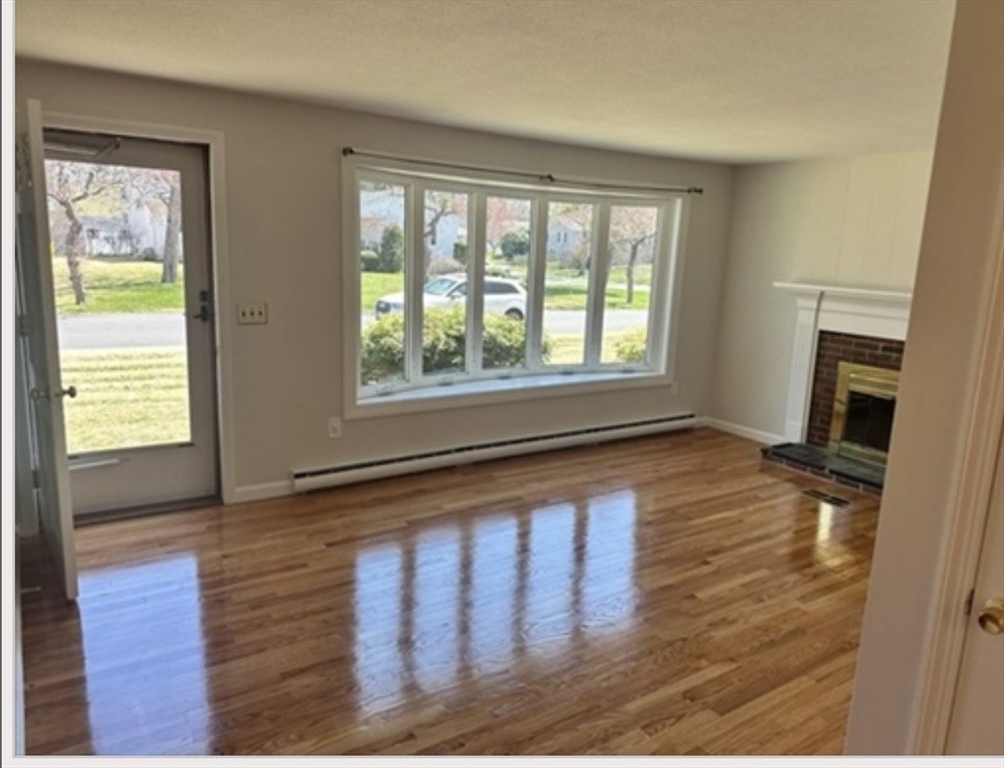 104 Albemarle Road Longmeadow, MA 01106 - Photo 2 of 21