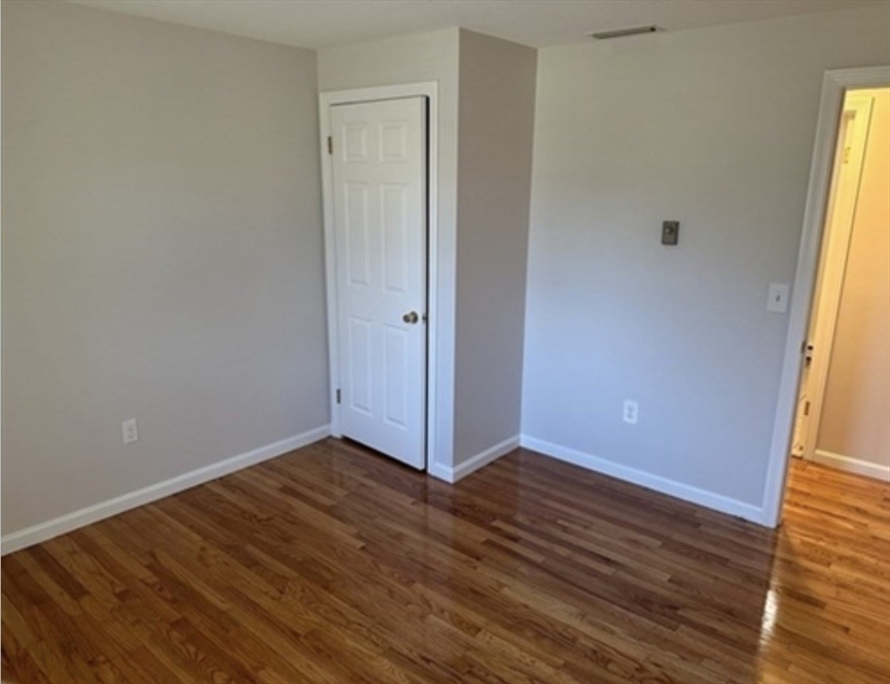 104 Albemarle Road Longmeadow, MA 01106 - Photo 8 of 21