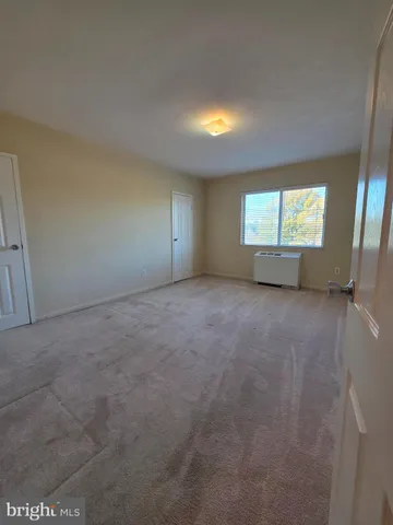 $1,800 | 3701 5th Street South, Unit 406, Arlington, VA 22204