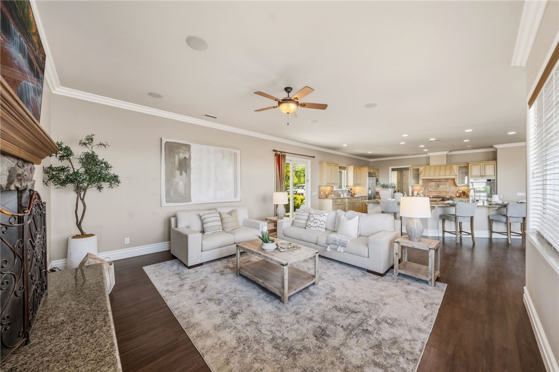 40267 Scanlon Road Temecula, CA 92592 - Photo 37 of 68 a living room with furniture and a large window