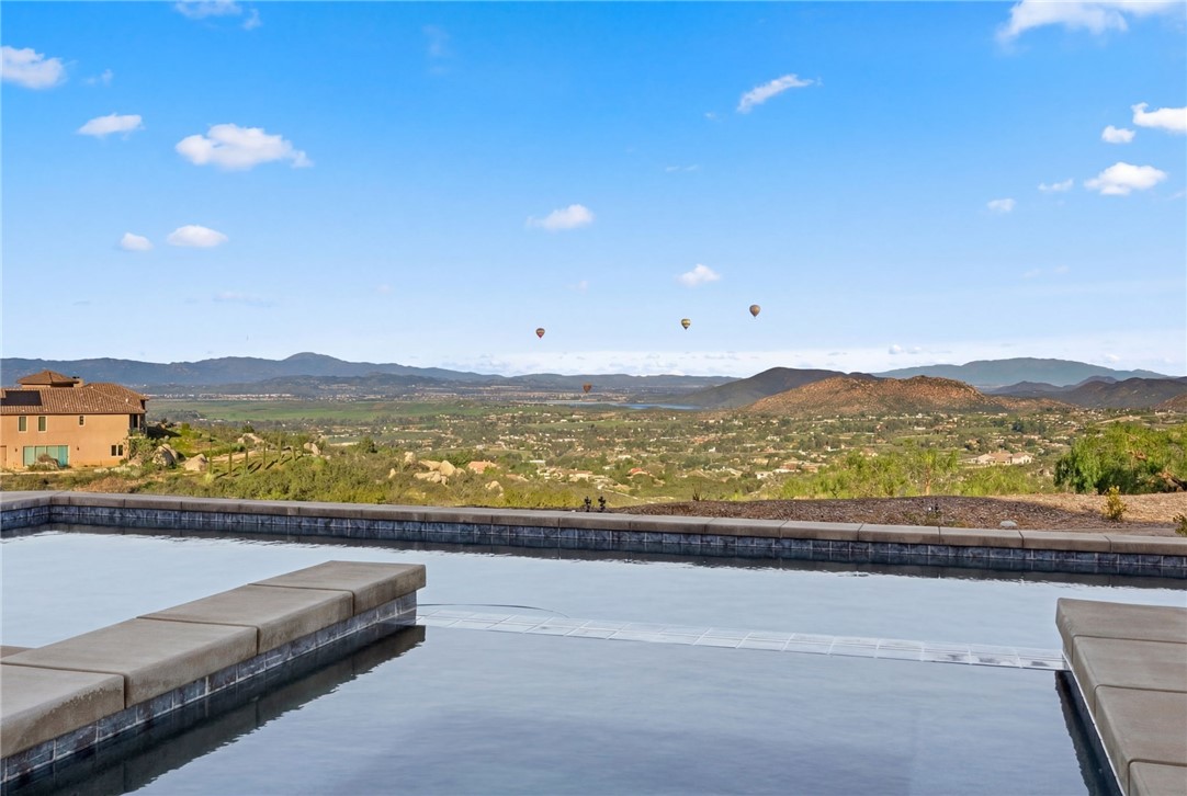 40267 Scanlon Road Temecula, CA 92592 - Photo 6 of 68 a view of a city