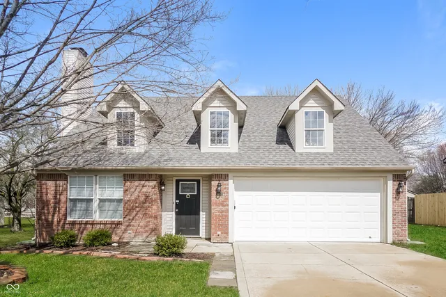 $2,135 | 113 Oakview Drive, Mooresville, IN 46158