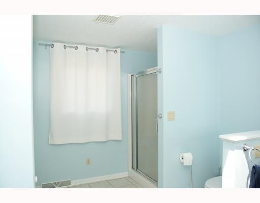 7 Lynmar Road Pittsburgh, PA 15209 - Photo 12 of 18 Master Bath/Spa.
