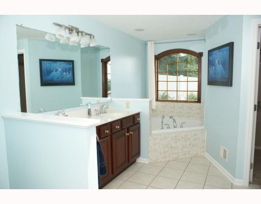 7 Lynmar Road Pittsburgh, PA 15209 - Photo 13 of 18 Master Bath/Spa.
