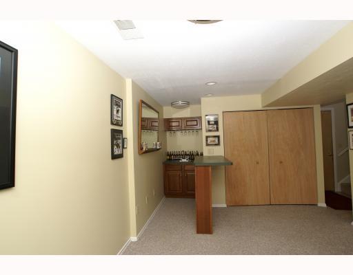 7 Lynmar Road Pittsburgh, PA 15209 - Photo 9 of 18 Den/Family/Great Room.