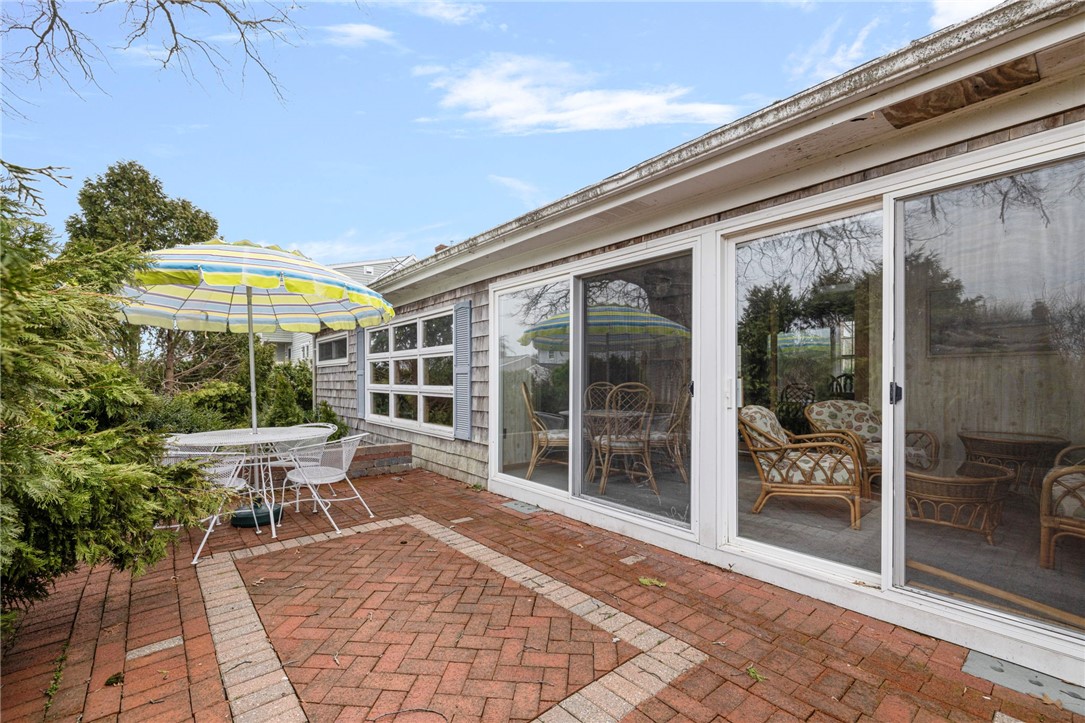 30 Maywood Road Narragansett, RI 02882 - Photo 15 of 50