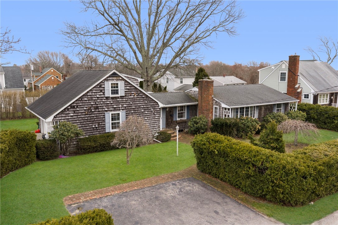 30 Maywood Road Narragansett, RI 02882 - Photo 2 of 50