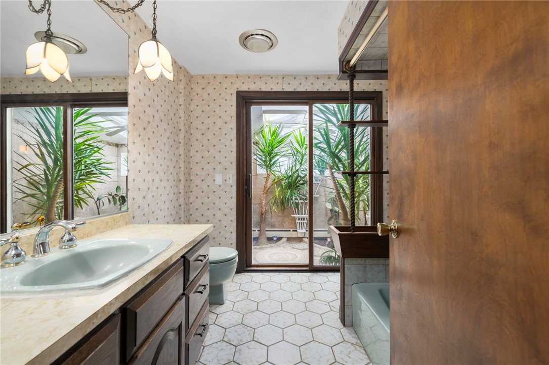 30 Maywood Road Narragansett, RI 02882 - Photo 25 of 50