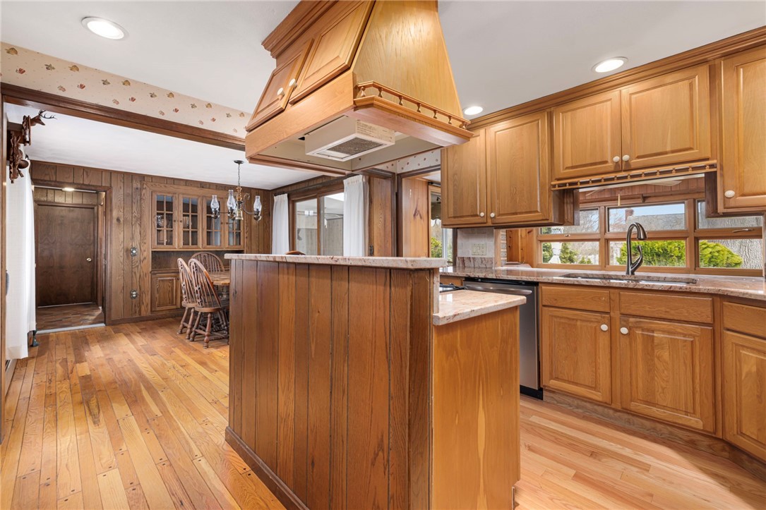 30 Maywood Road Narragansett, RI 02882 - Photo 39 of 50