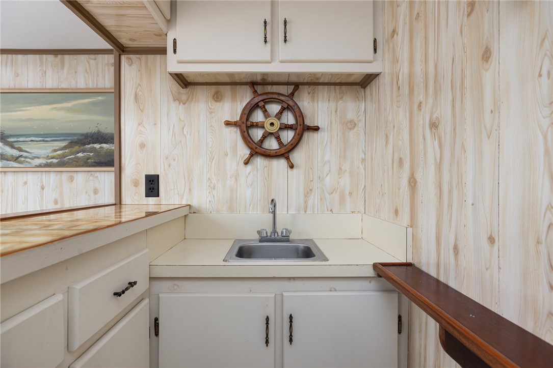 30 Maywood Road Narragansett, RI 02882 - Photo 46 of 50