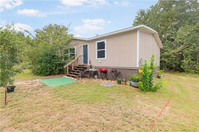 $259,900 | 680 Mallard Drive, Caldwell, TX 77836