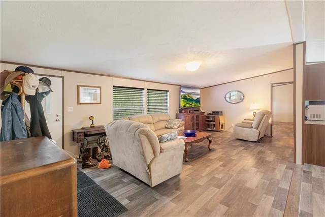 $259,900 | 680 Mallard Drive, Caldwell, TX 77836