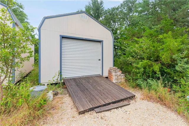 $259,900 | 680 Mallard Drive, Caldwell, TX 77836