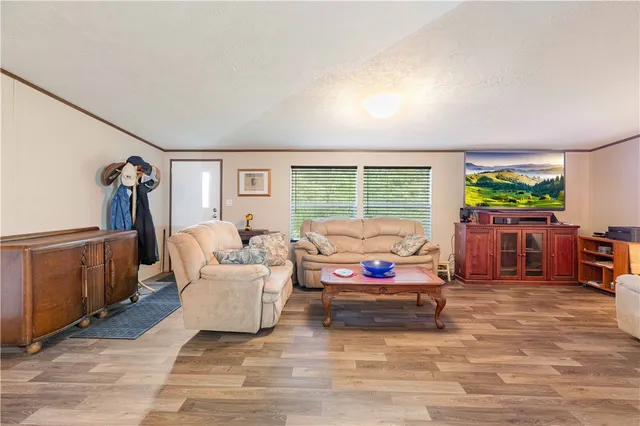 $259,900 | 680 Mallard Drive, Caldwell, TX 77836