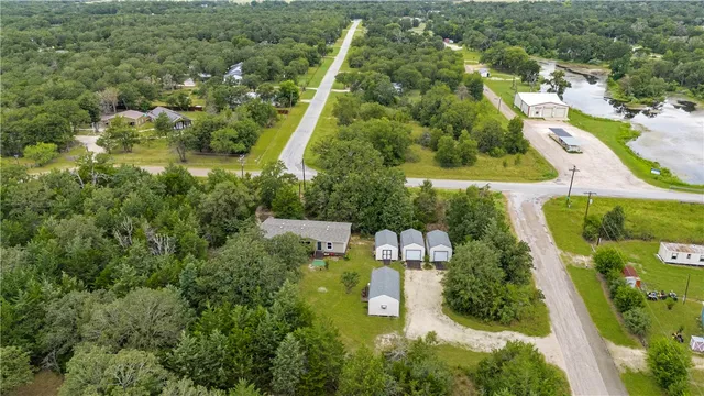 $259,900 | 680 Mallard Drive, Caldwell, TX 77836