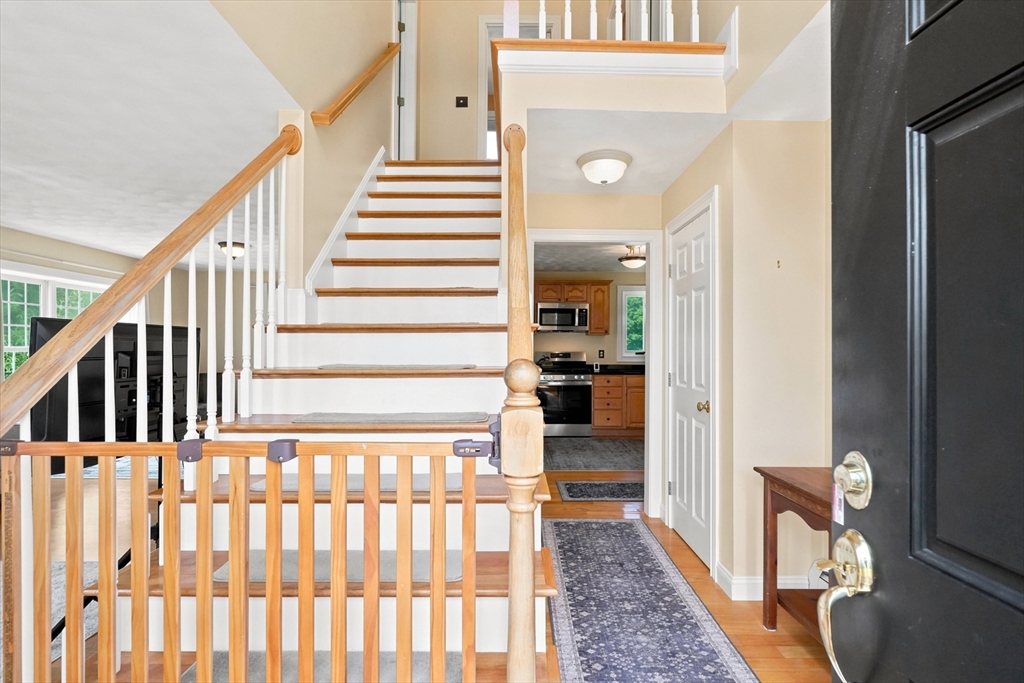 7 Old County Road Salisbury, MA 01952 - Photo 10 of 34