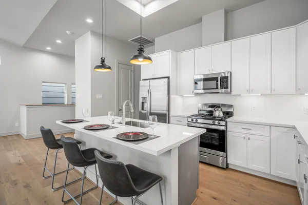 $319,990 | 5233 Hillman Street, Unit B, Houston, TX 77023