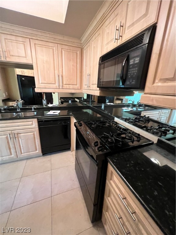 220 East Flamingo Road, Unit 108 Las Vegas, NV 89169 - Photo 15 of 17 Gallery Image 15