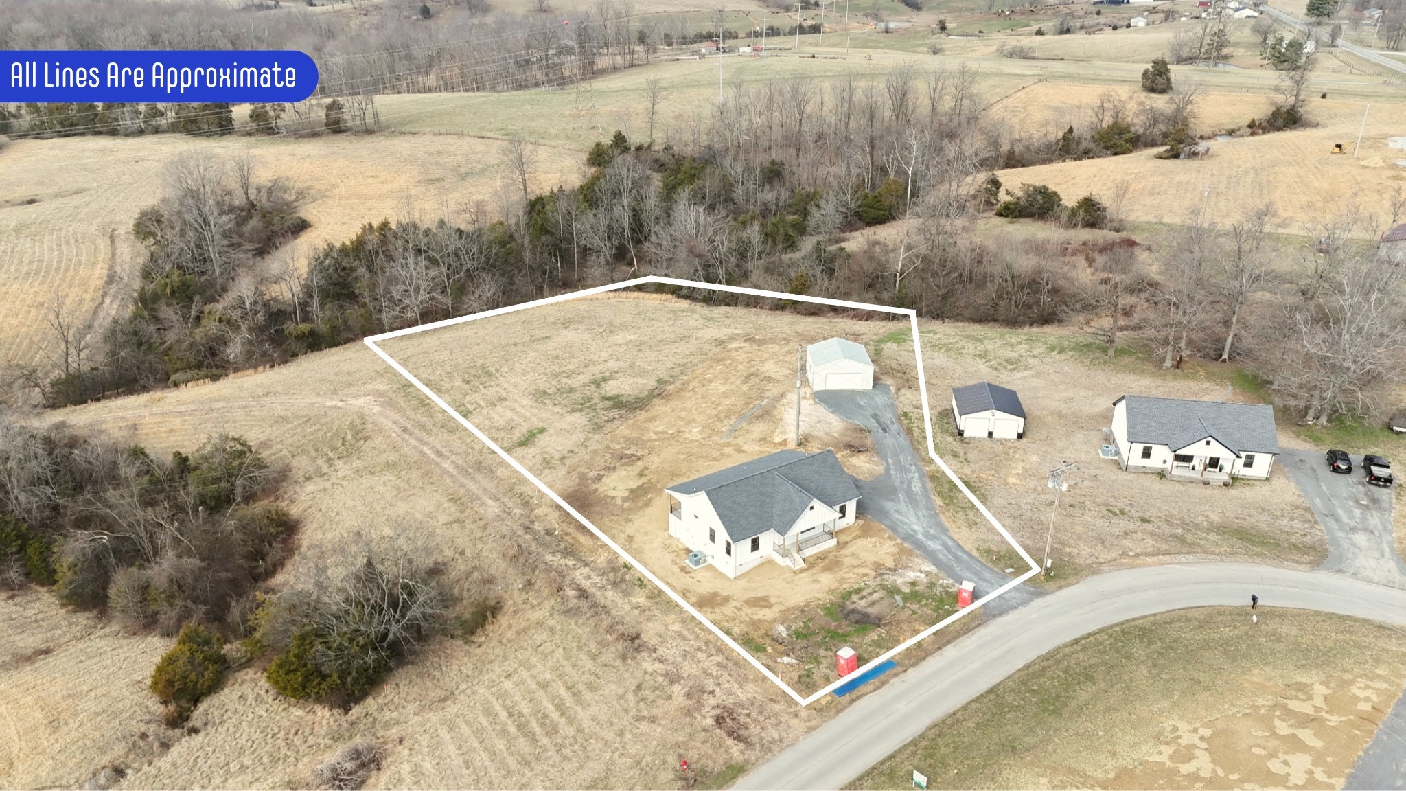 575 Pleasant Hill Road Lafayette, TN 37083 - Photo 3 of 51 a view of a backyard