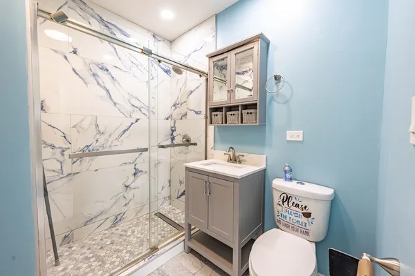 $2,500 | 7740 Laramie Avenue, Burbank, IL 60459