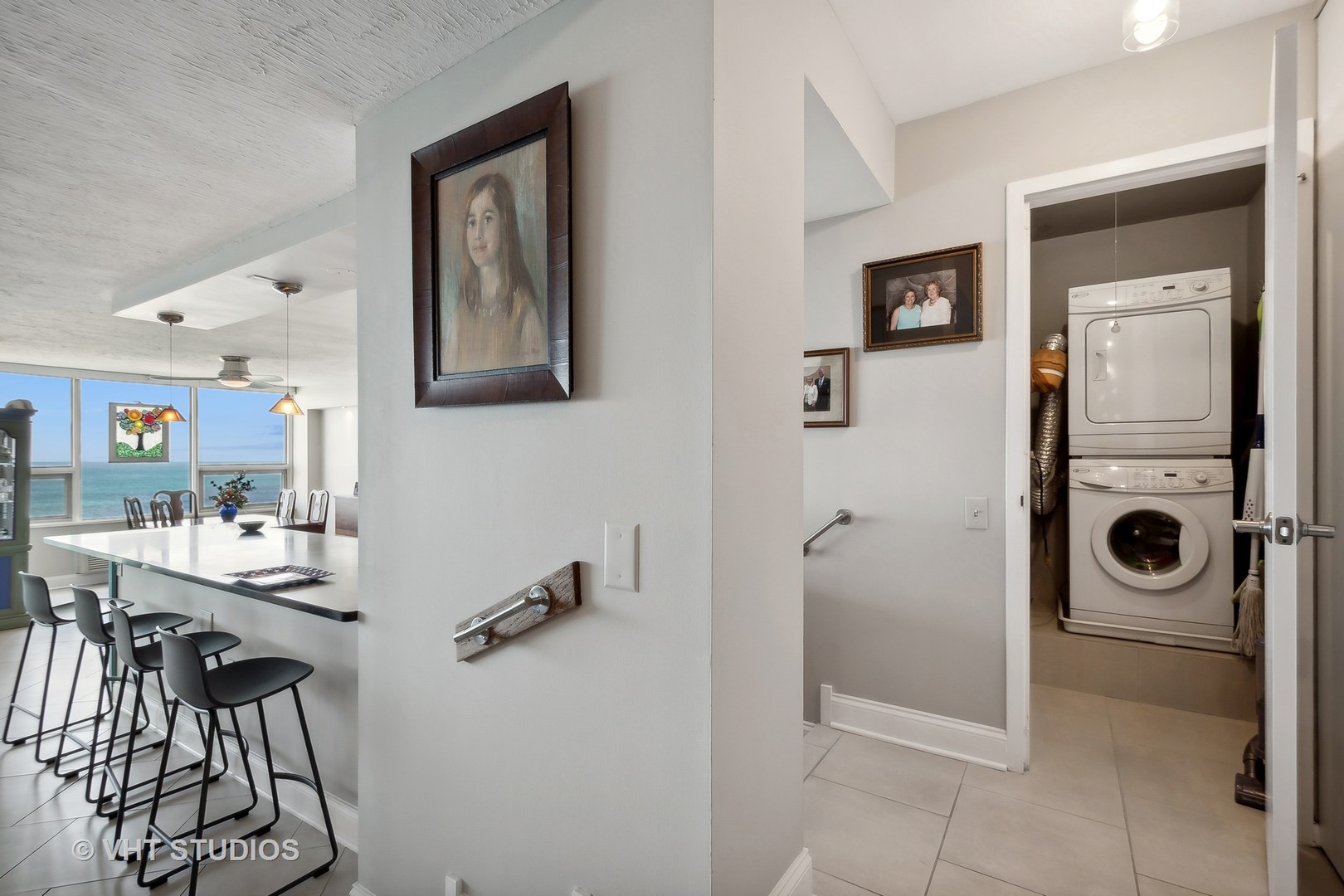 5733 North Sheridan Road, Unit 16A Chicago, IL 60660 - Photo 14 of 29 a bathroom with a shower and mirror