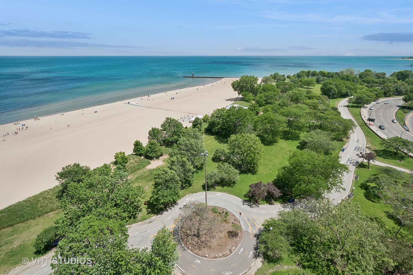 5733 North Sheridan Road, Unit 16A Chicago, IL 60660 - Photo 23 of 29 an aerial view of a house with a yard and lake view
