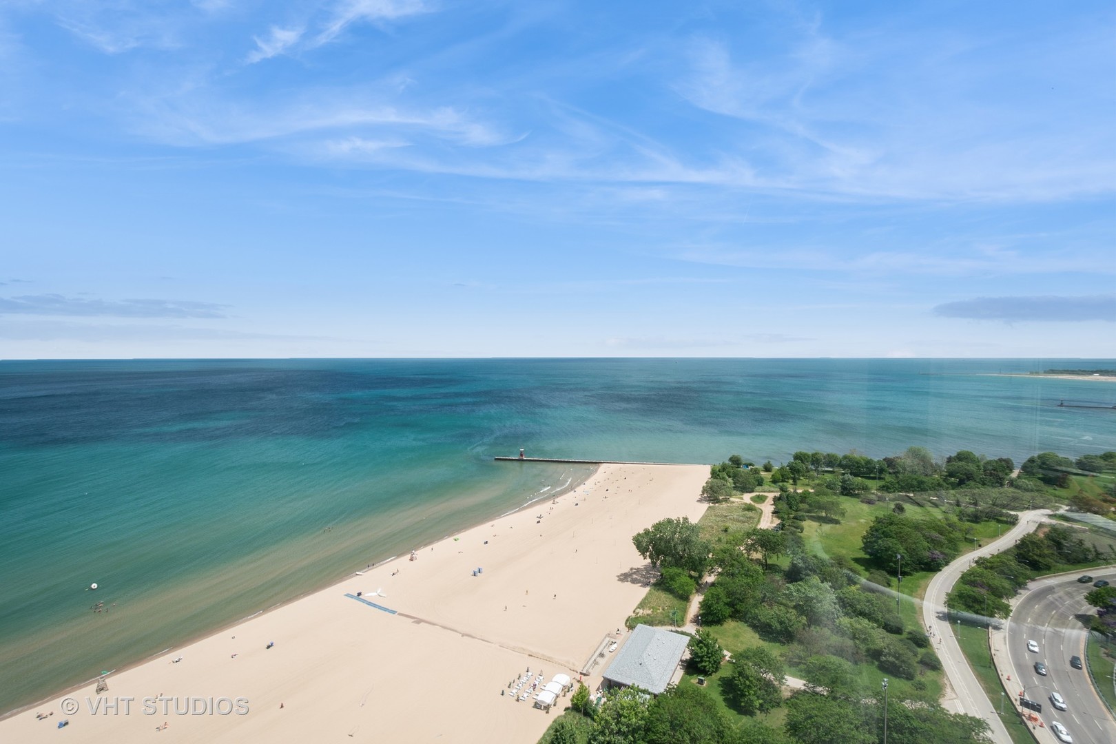 5733 North Sheridan Road, Unit 16A Chicago, IL 60660 - Photo 25 of 29 a view of an ocean beach