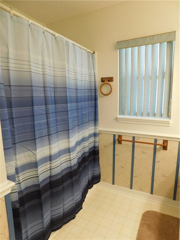7601 Pensacola Road Fort Pierce, FL 34951 - Photo 11 of 14 a bathroom with a sink