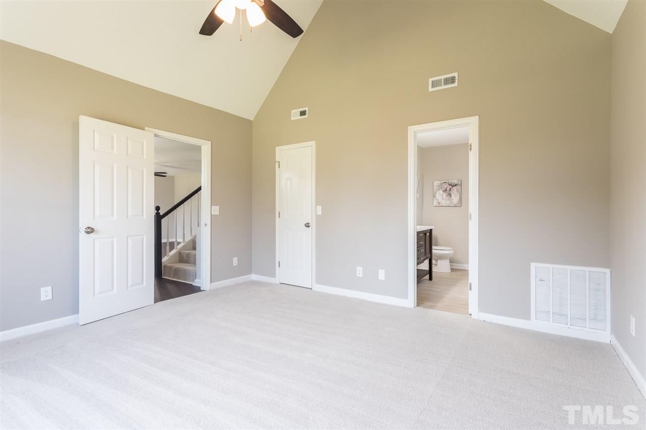 4901 Fairground Road Dunn, NC 28334 - Photo 5 of 26