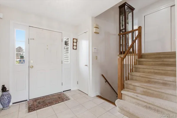 $1,199,000 | 5 Avis Drive, New Rochelle, NY 10804
