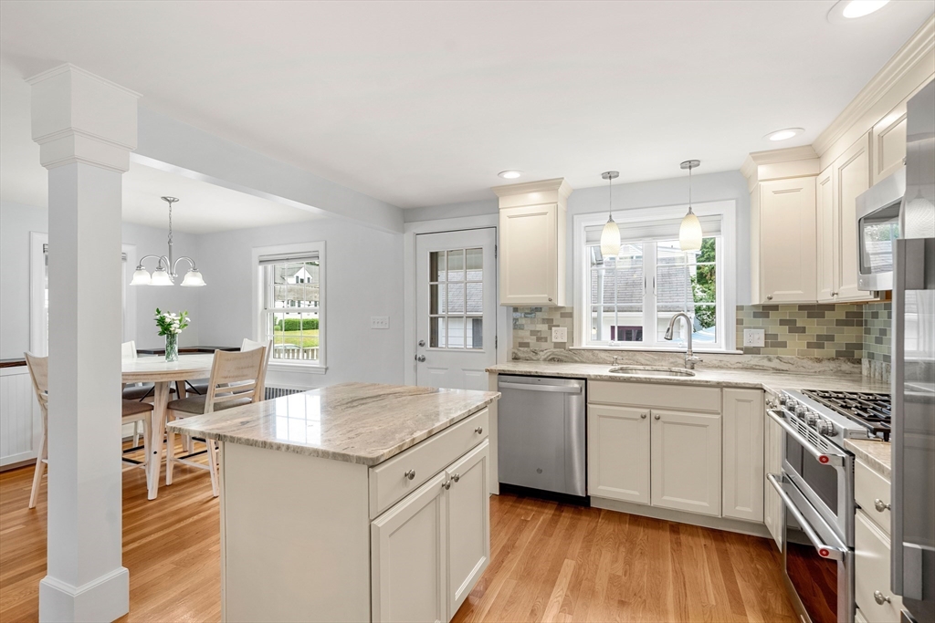 151 Dodge Street Beverly, MA 01915 - Photo 4 of 42