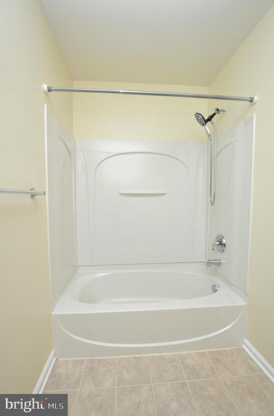 112 Natalie Road Riverside, NJ 08075 - Photo 21 of 24 Primary Bath