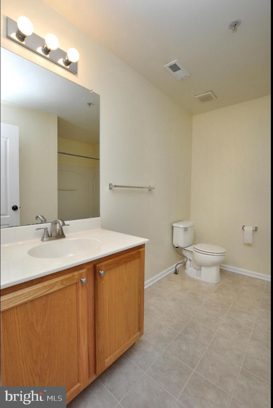 112 Natalie Road Riverside, NJ 08075 - Photo 22 of 24 Primary Bath