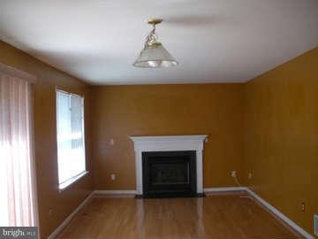 1387 Ridge Commons Boulevard Hanover, MD 21076 - Photo 5 of 25 Family Room