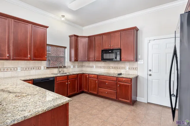 $335,000 | 37420 Cypress Trace Avenue, Geismar, LA 70734