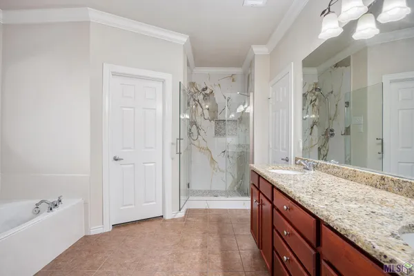 $329,900 | 37420 Cypress Trace Avenue, Geismar, LA 70734