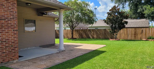 $335,000 | 37420 Cypress Trace Avenue, Geismar, LA 70734