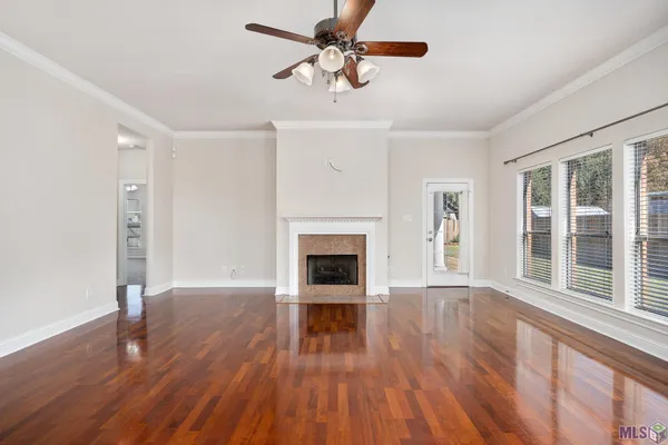 $329,900 | 37420 Cypress Trace Avenue, Geismar, LA 70734