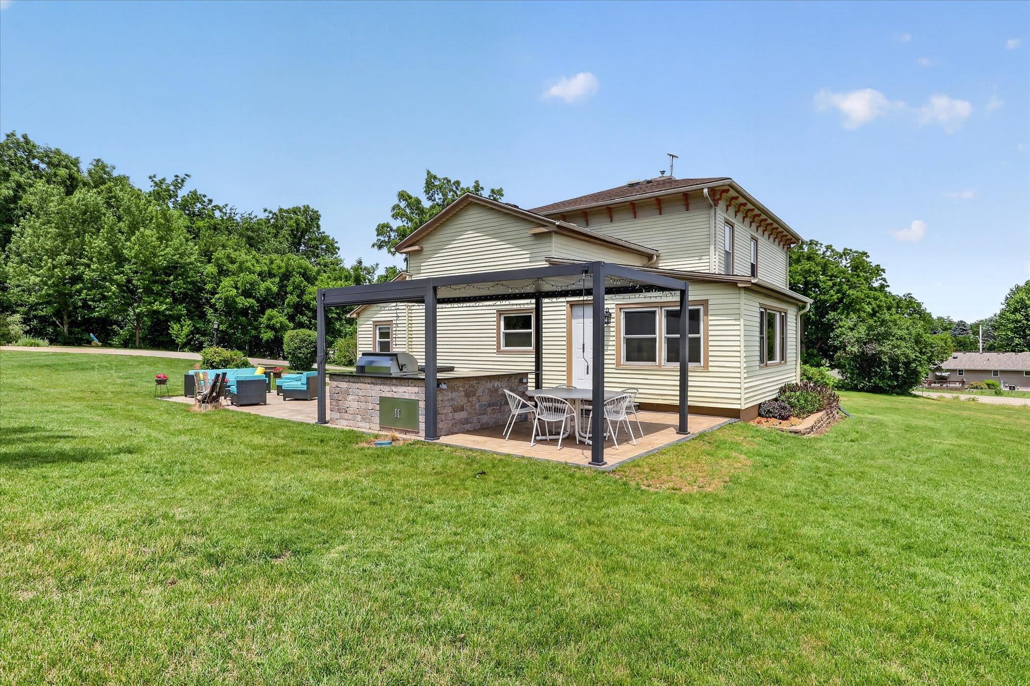 2458 South Madison Road Beloit, WI 53511 - Photo 34 of 51
