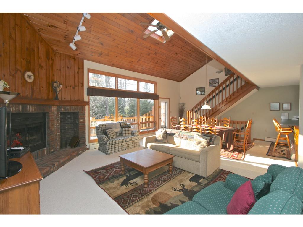 85 Hannah Loop, Unit 13 Carroll, NH 03595 - Photo 3 of 27 Gallery Image 3