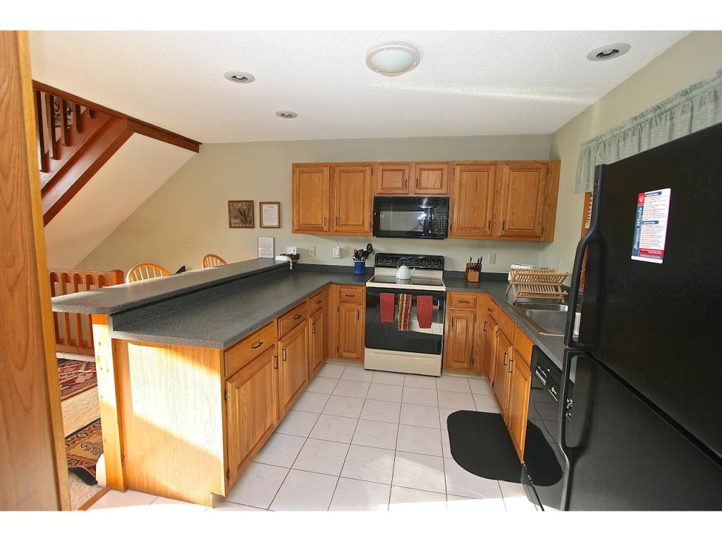85 Hannah Loop, Unit 13 Carroll, NH 03595 - Photo 8 of 27 Gallery Image 8