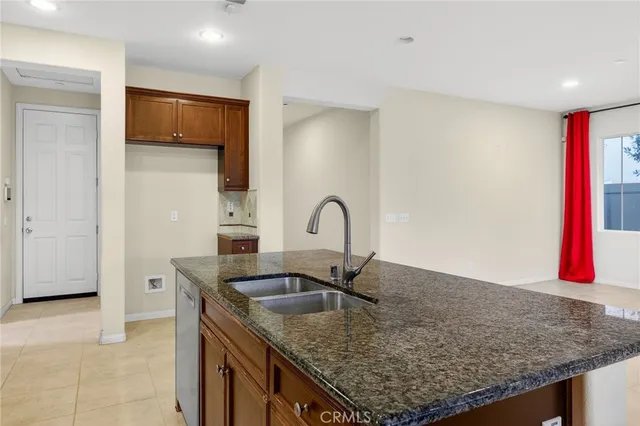 $589,990 | 3470 Yellowstone Court, Perris, CA 92570