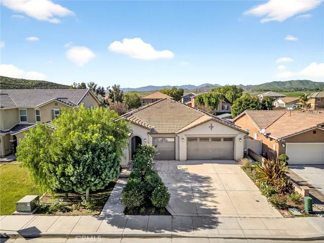 $589,990 | 3470 Yellowstone Court, Perris, CA 92570