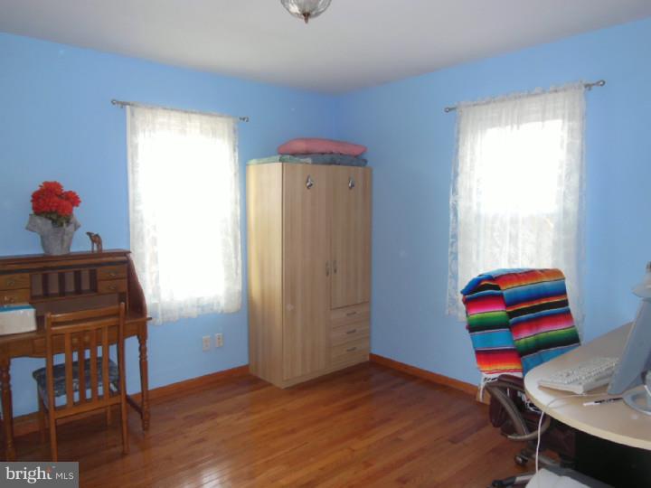 105 Madison Road Willow Grove, PA 19090 - Photo 9 of 24 Gallery Image 9